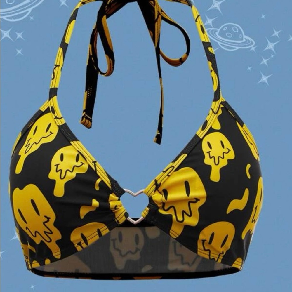 Smiley face bikini / rave outfit